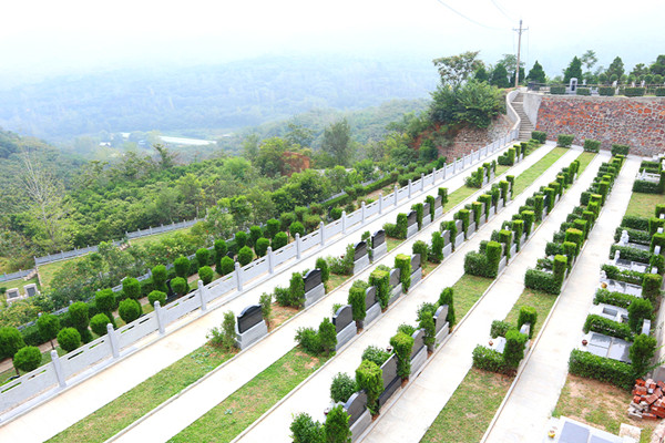 郑州新郑始祖山塔陵园2025年10月墓地价格表最新